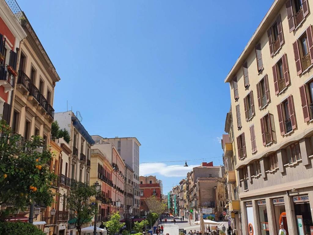 Corso Vittorio Rustic Loft Apartment Cagliari Exterior foto